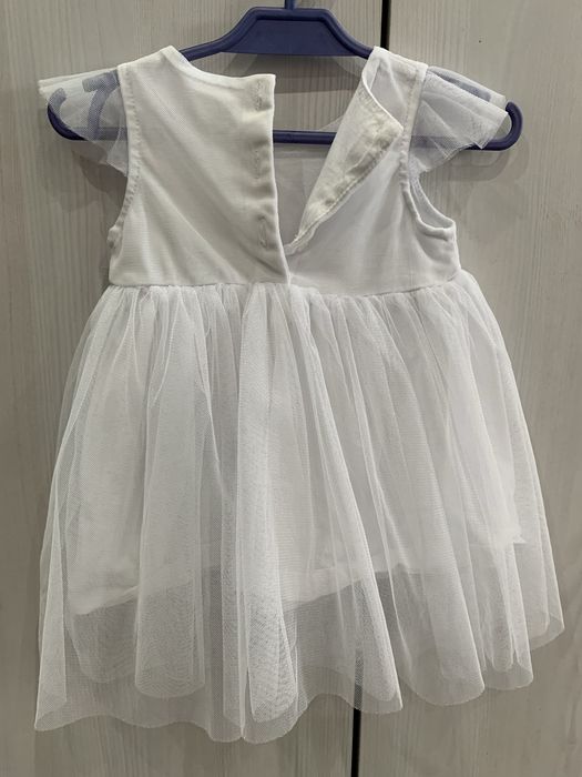 Prześliczna sukienka Ergee 80 86 z tiulem elegancka na wesele chrzciny