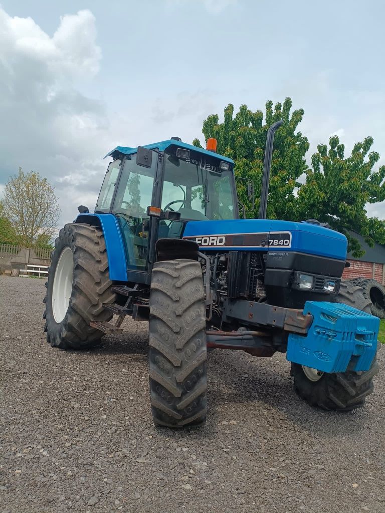 New Holland 7840 Ford 7840 case mxu 100 valtra a 92