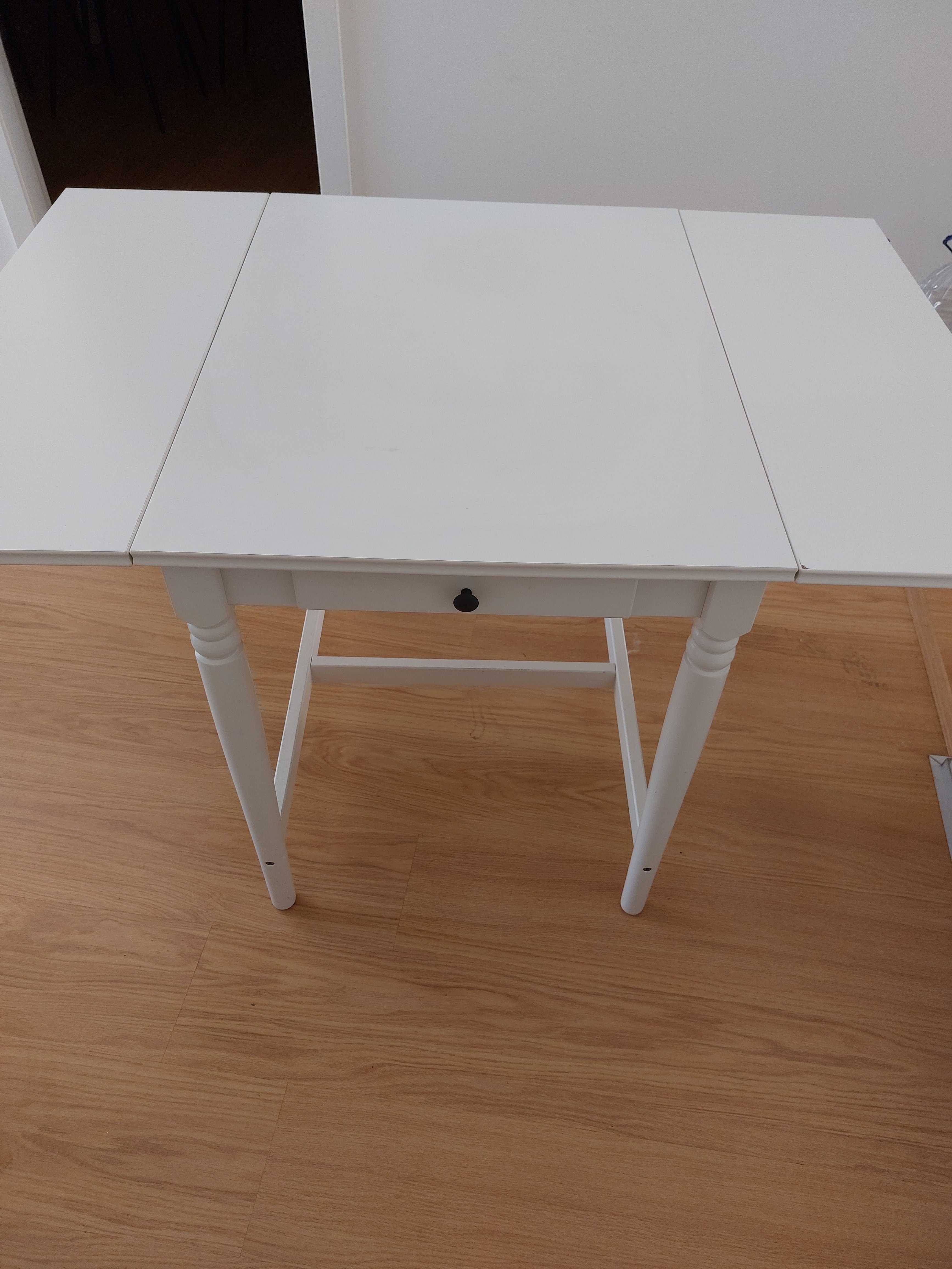 Mesa c/abas rebatíveis IKEA+4 Cadeiras