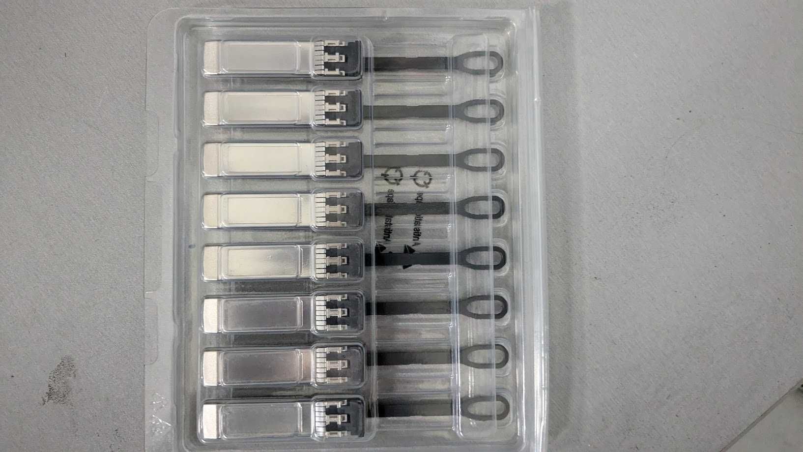 Оптичний трансивер Brocade 57-1000485-01 SFP+ 32G 850nm 300m