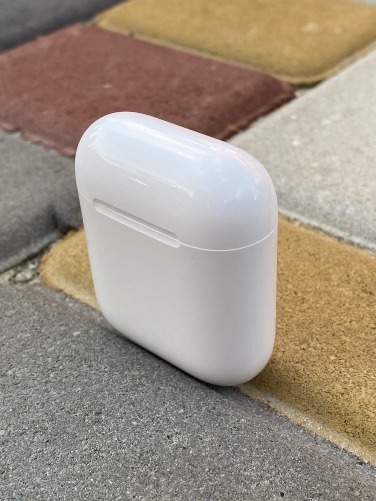 Кейс,Футляр,Бокс,Чехол,Коробка Apple Airpods  Charging Case Киев