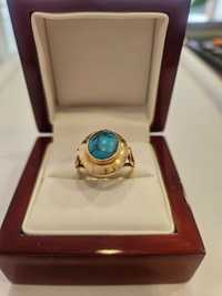 Złoty pierścionek z turkusem 585