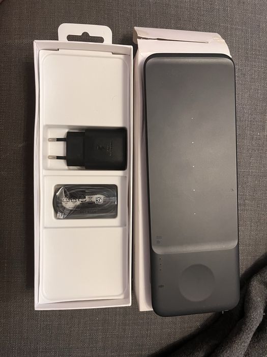Samsung Wireless Charger Trio
