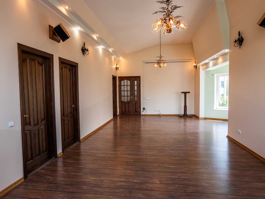 Терміново продам будинок в центрі м. Луцька! (заїзд з вул. Коперника)