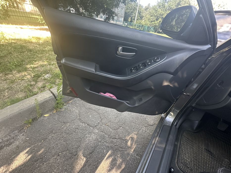 Продам elantra 2008