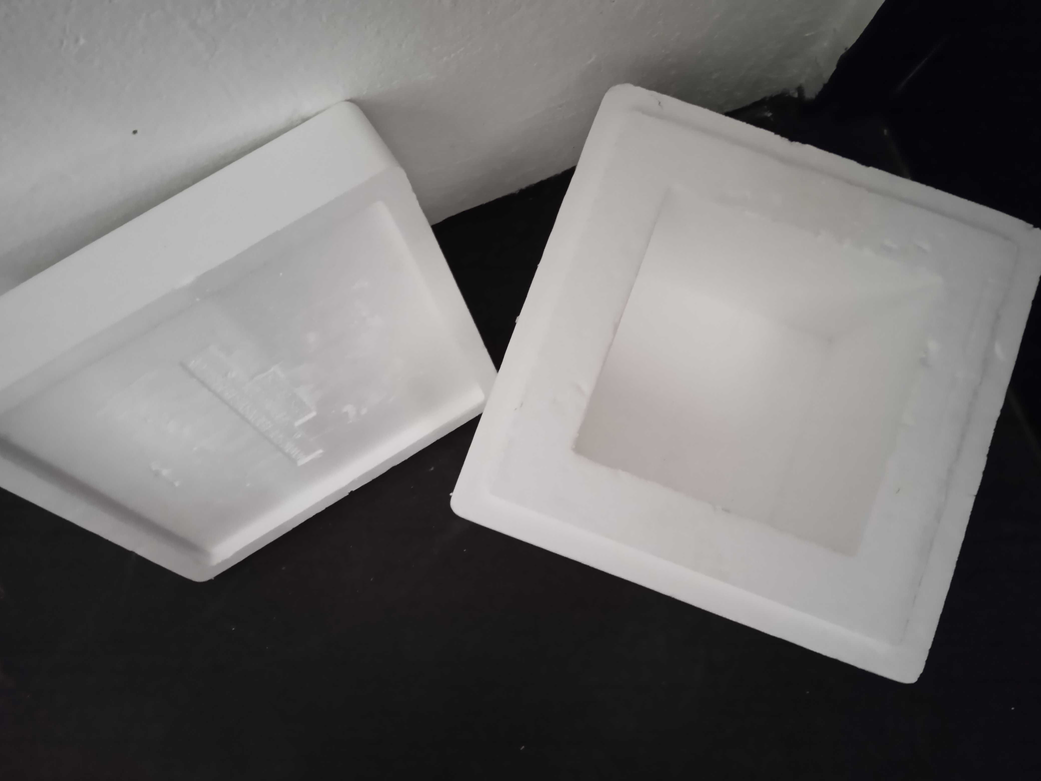 Solidny termobox lodówka pojemnik transportowy 30x30 ścianka 6cm