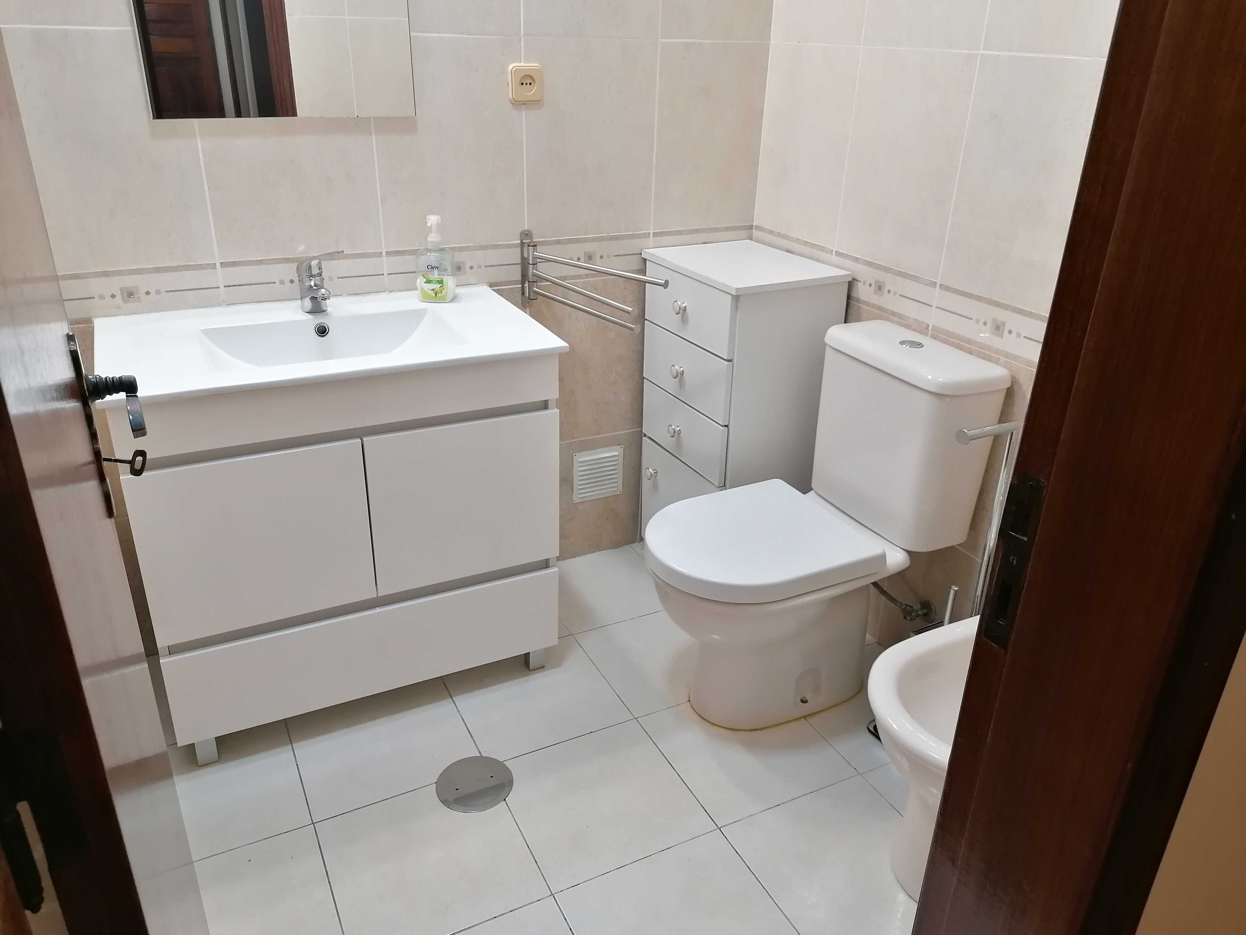Arrenda-se Quarto junto ao estádio em Coimbra