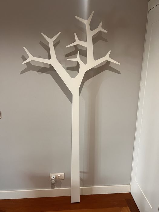 Bengaleiro formato de árvore