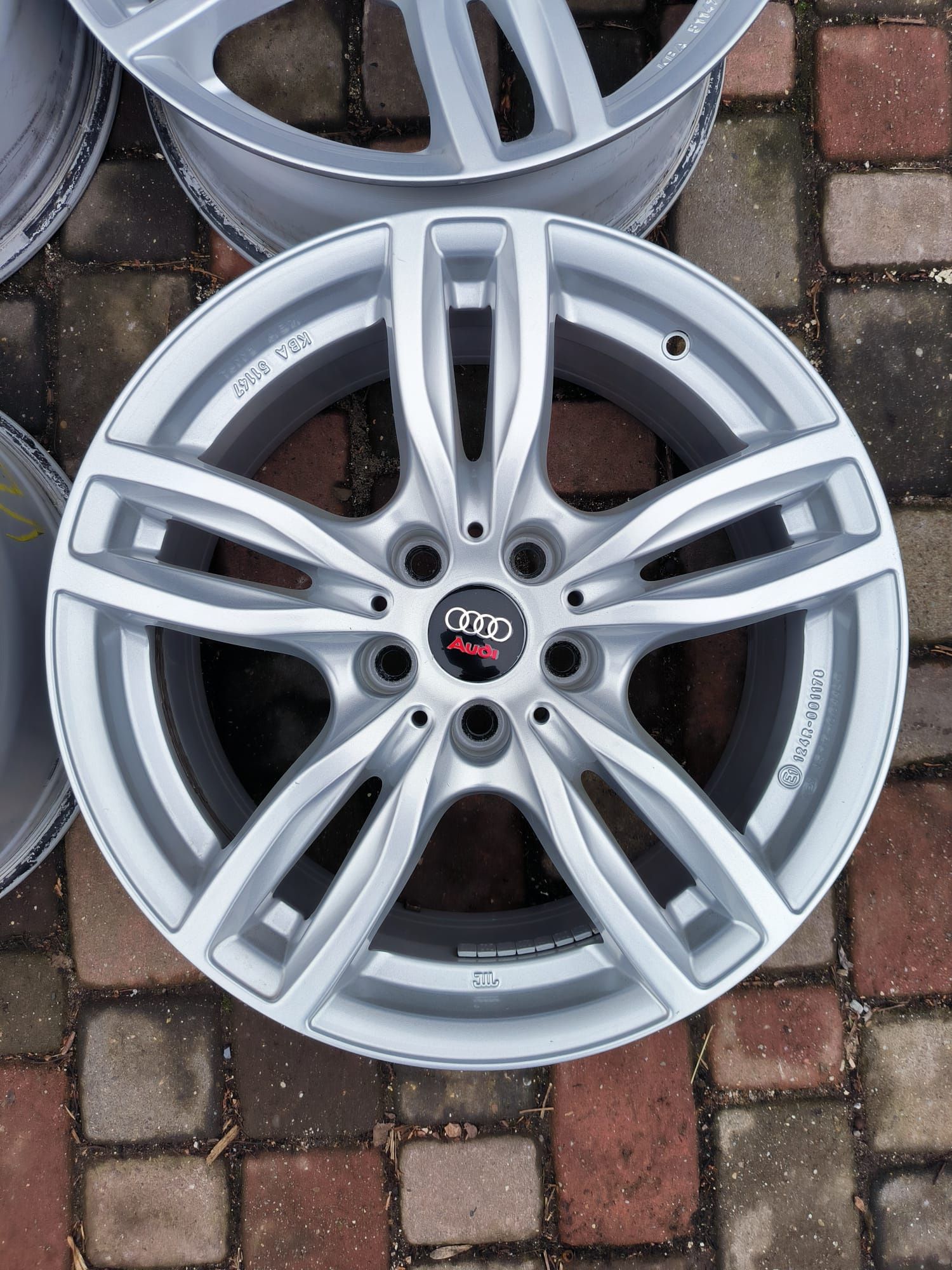 Felgi aluminiowe 17 Audi A3 A4 A5 A6 Allroad 5x112