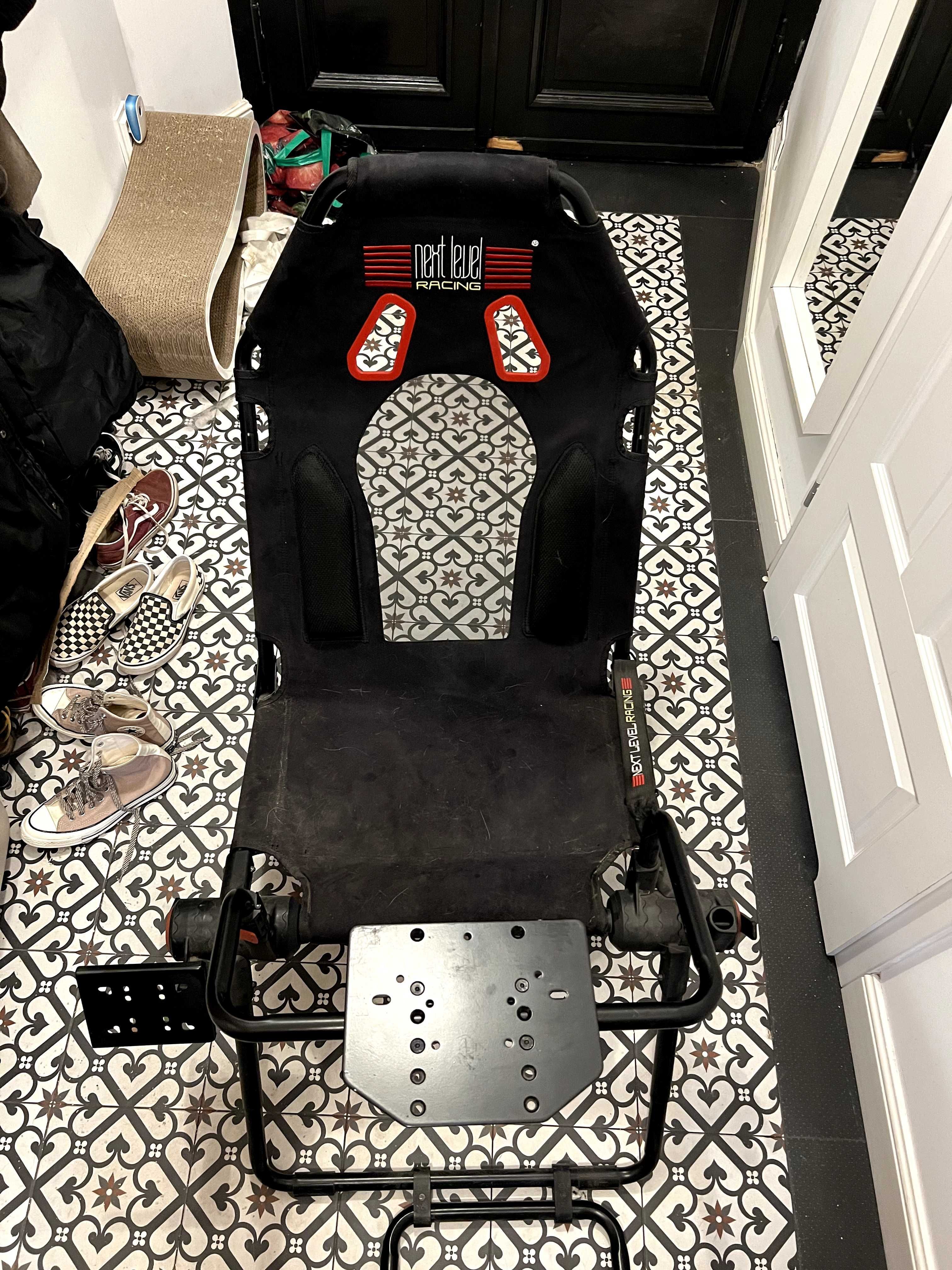 Fotel / kokpit pod kierownicę - Next Level Racing GT Lite