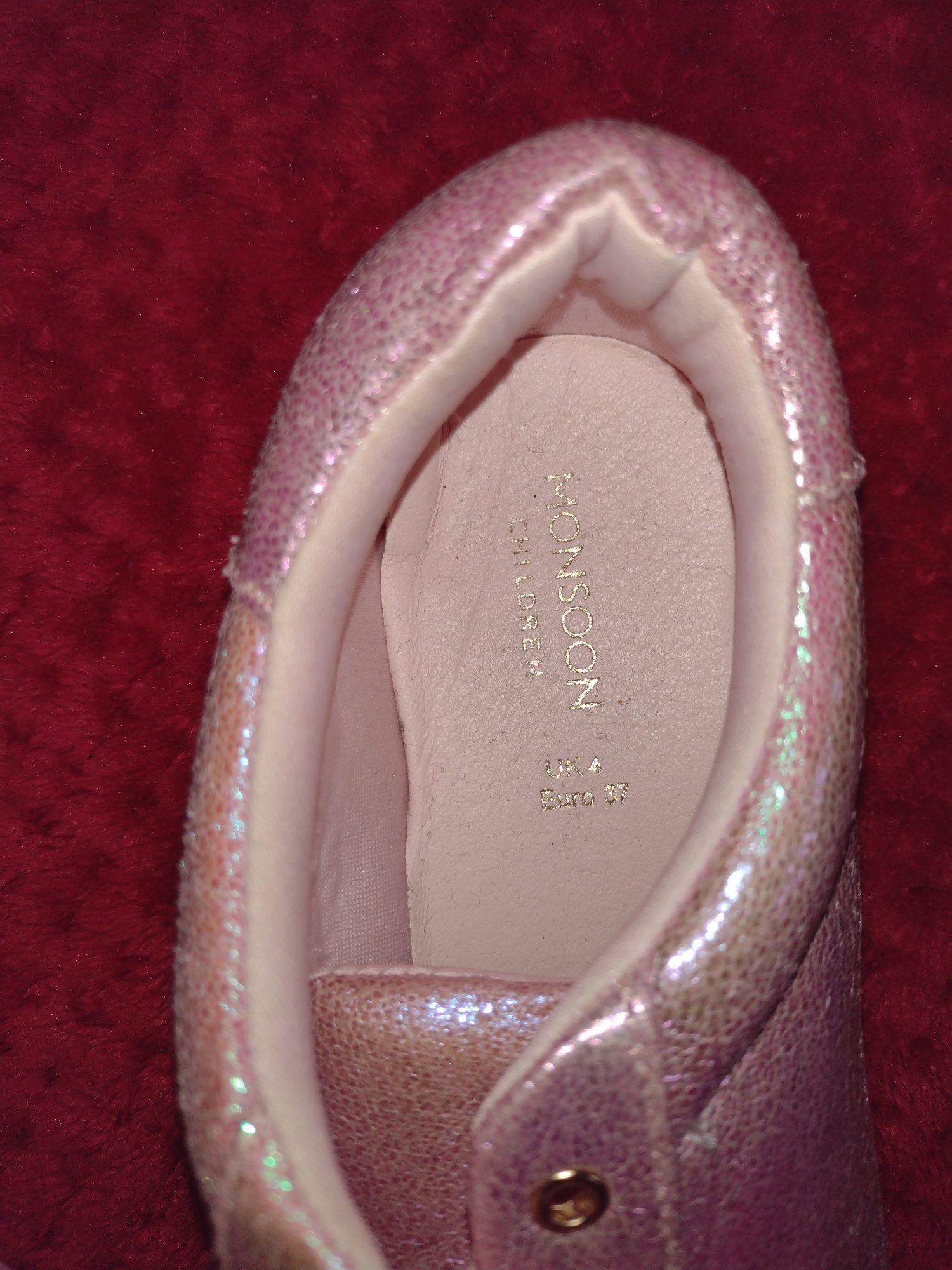 Buty z efektem brokatu 37