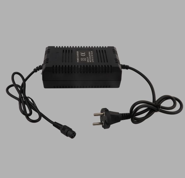 Ładowarka do hulajnogi elektrycznej 1,6-2,0A