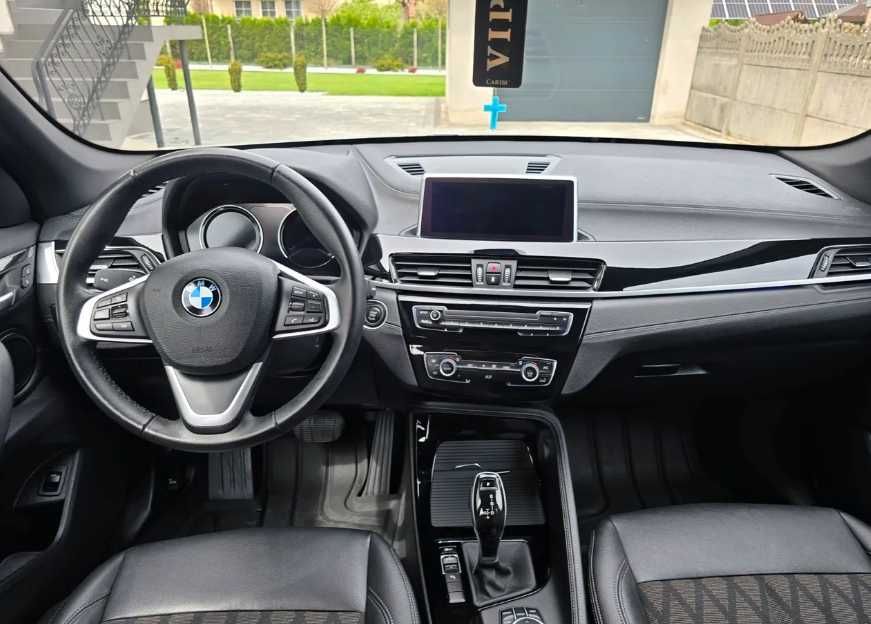 BMW X1 sDrive18d xLine 2021