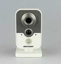 IP камера Hikvision DS-2CD2420F-I (2.8 мм)