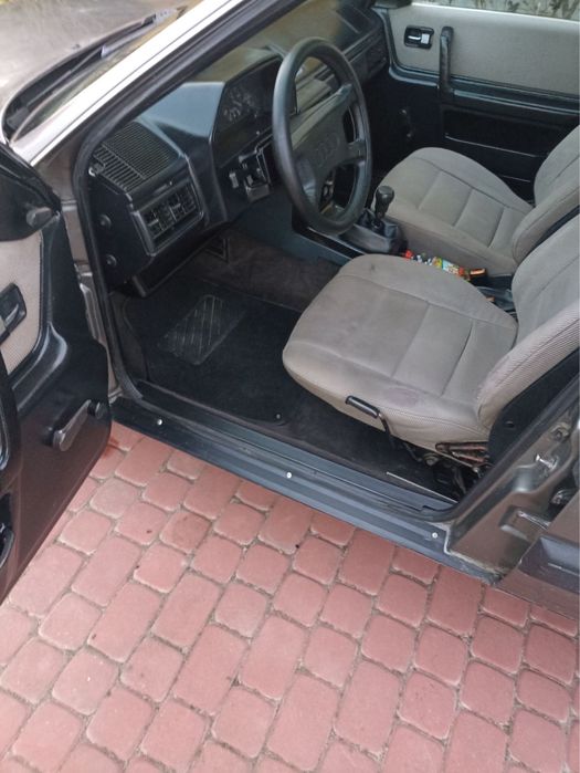 Ауді 100 1987 бензин