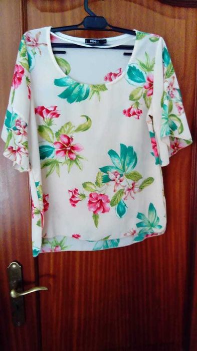 Blusas de Verão - Coloridas e em excelente estado
