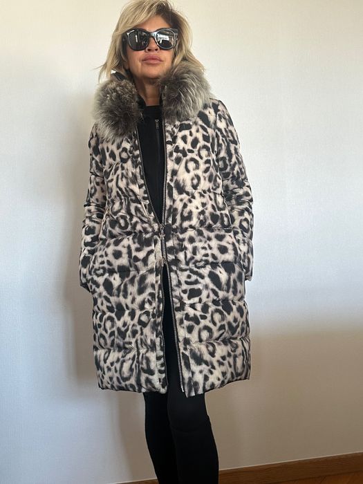 Moncler пуховик теплый с натуральным мехом