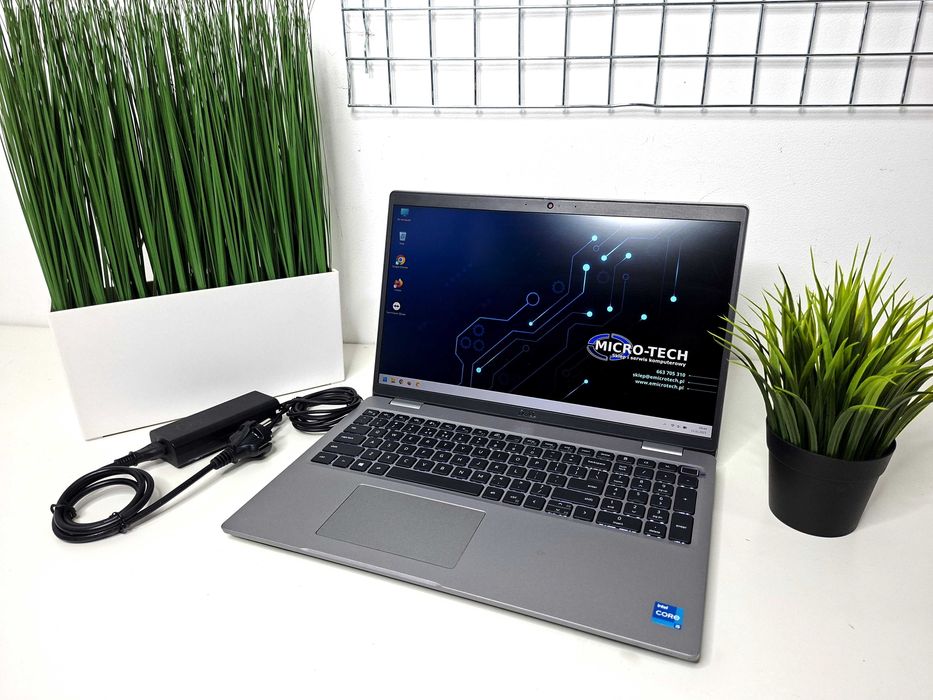 Laptop Dell Latitude 5520, 15,6 ", Intel Core i5-1135G7, 16 GB, 256 GB