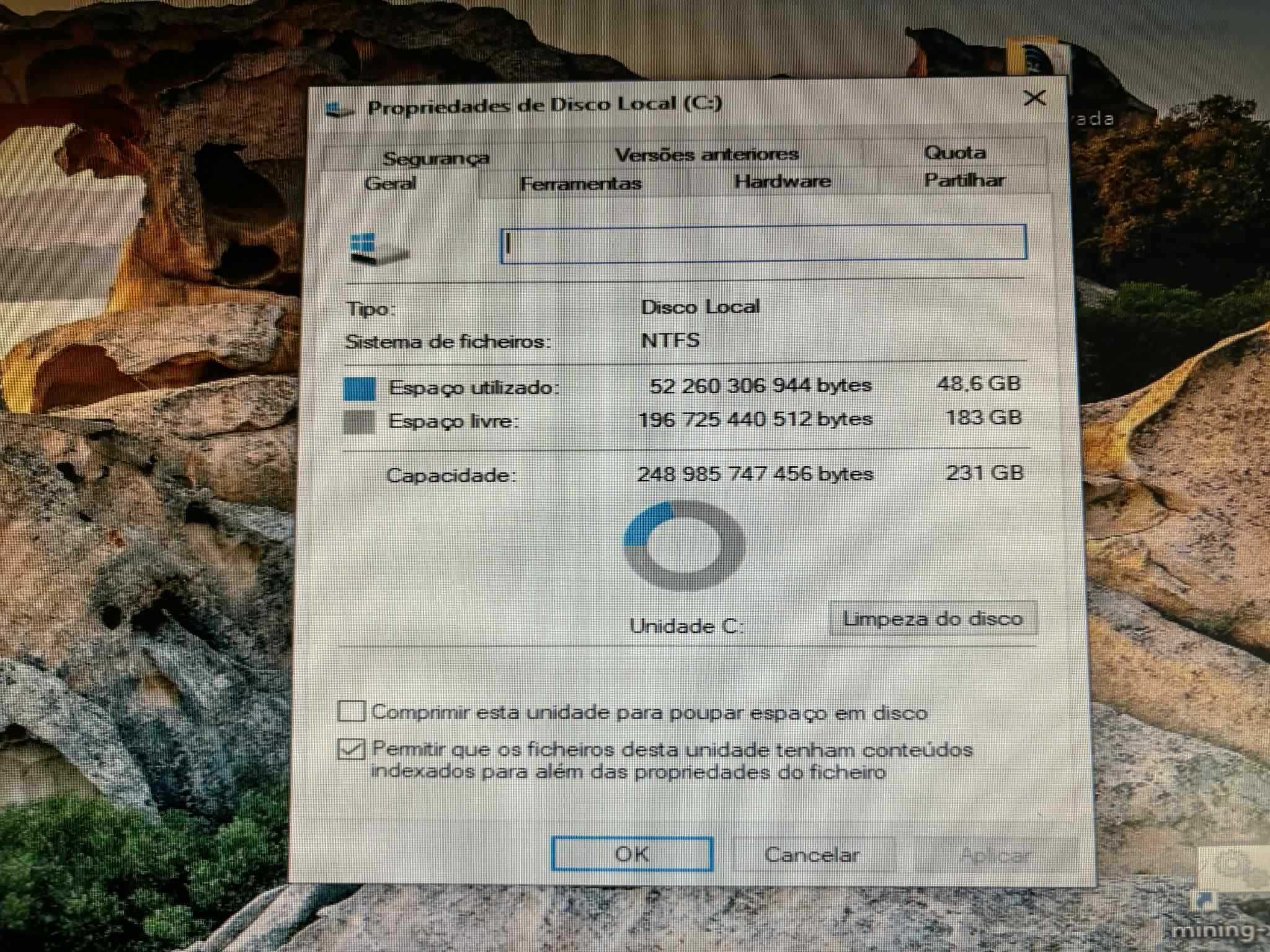Servidor HP a funcionar na perfeição 32GB memoria