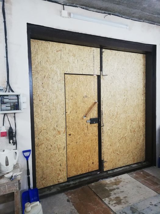 Сдам в аренду гараж( приміщення)  на Рибалському