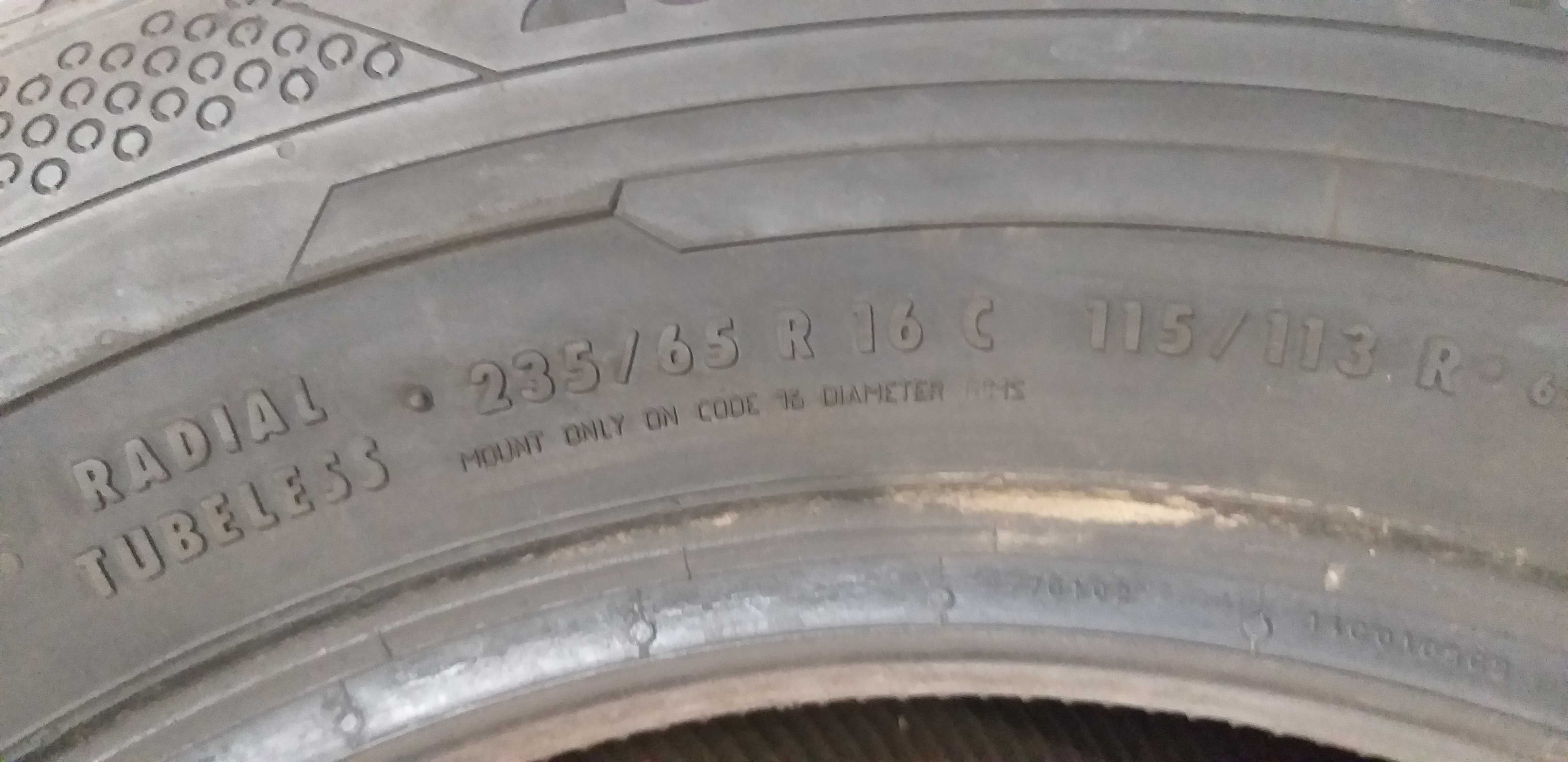 Szt2428M Sztuka 235/65R16C Continental ContiVanContact100. 2014rok