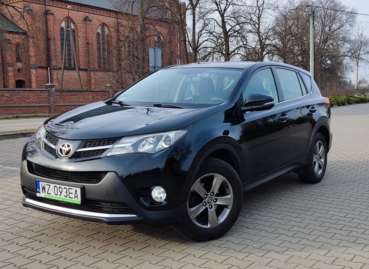 Toyota RAV4 2.0d 2015r. Salon PL