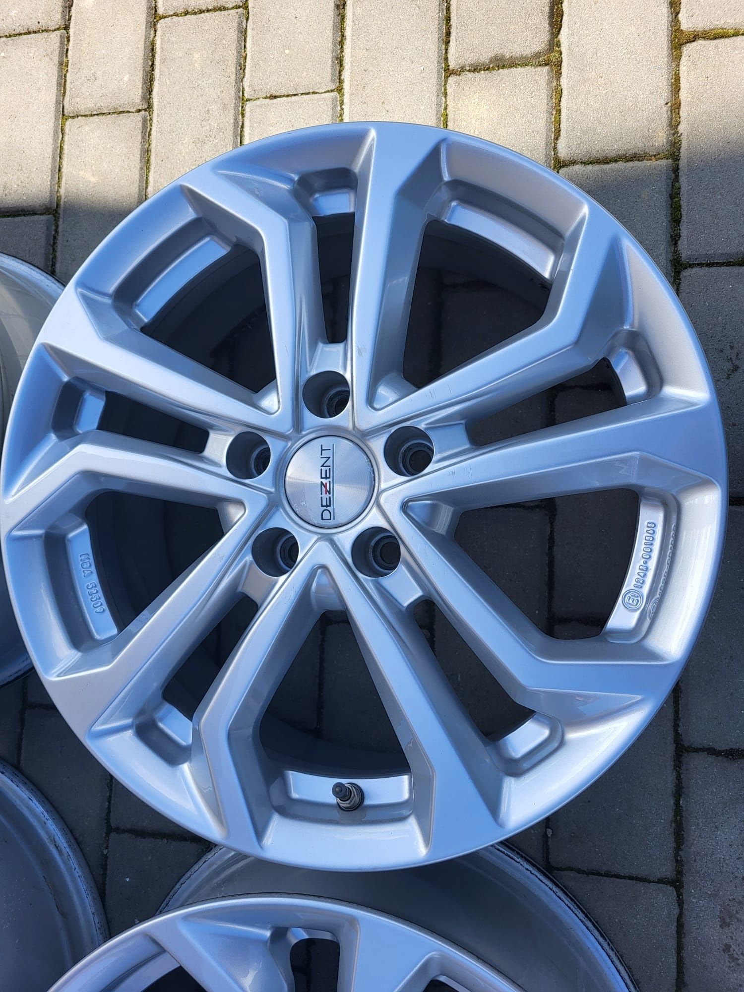 Felgi 7Jx17 5x112 VW Golf Caddy Beetle T-Roc Audi A4 A3 Seat Leon Exeo
