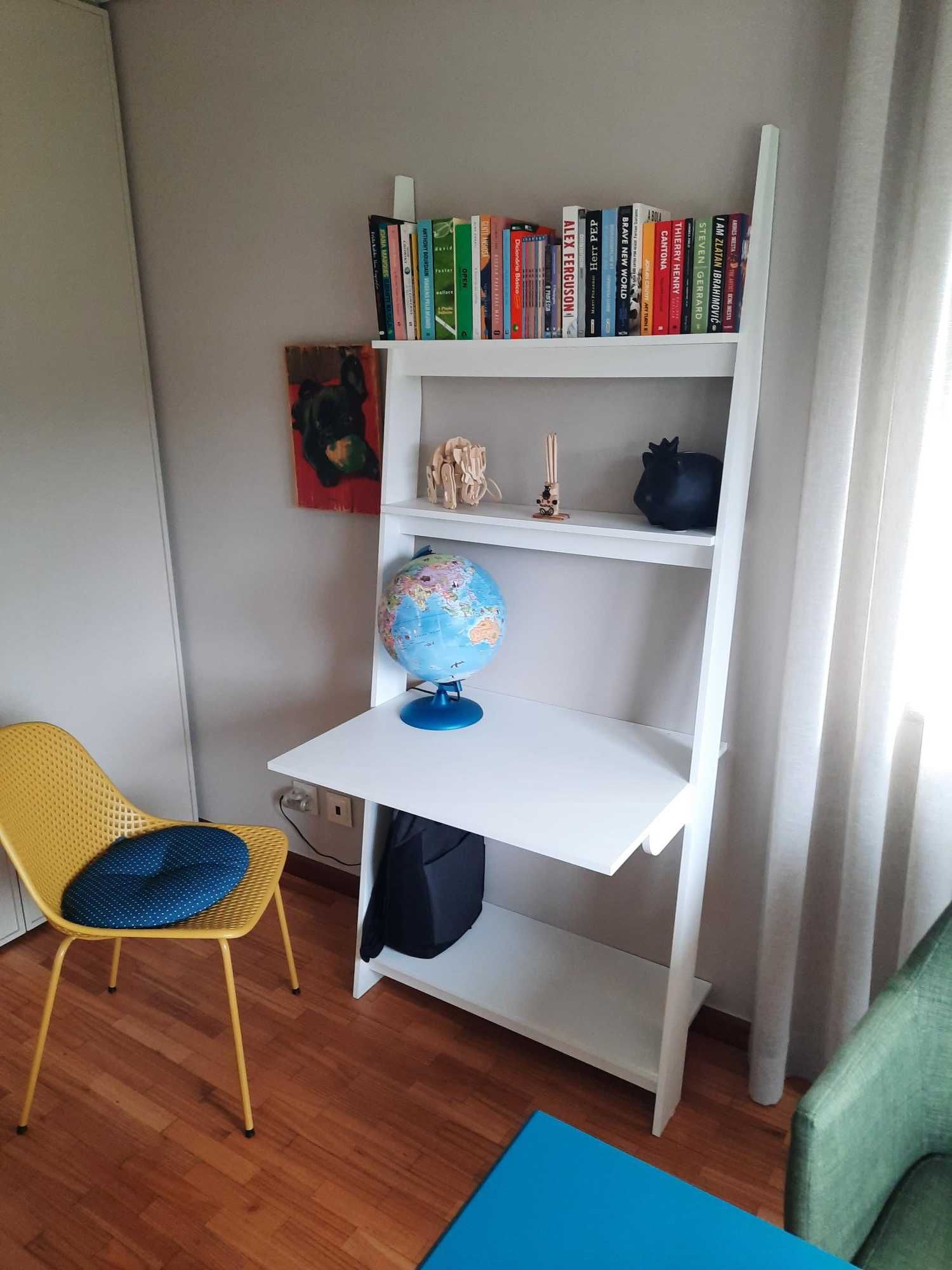 Secretária & Estante Infantil Domeno