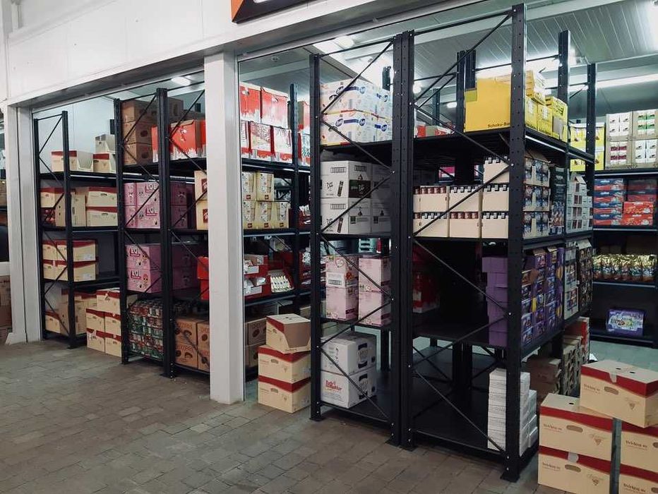 Касові зони, стелажі та холодильники в магазин. Гранти на торг. обладн