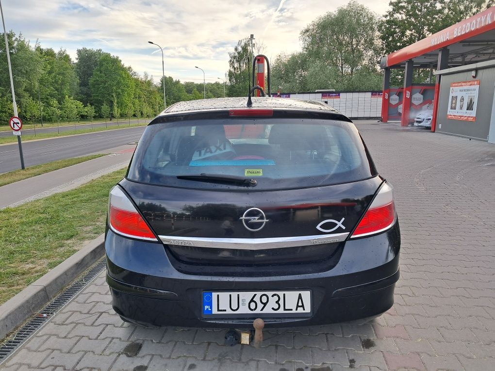 Opel astra h 1.6