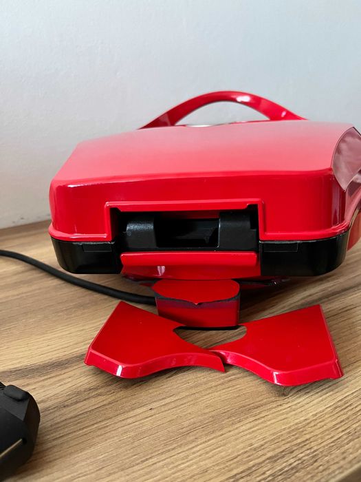 Składany grill elektryczny Bestron APZ400 czerwony 1800 W