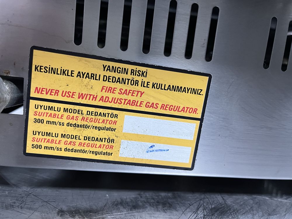 Газовый прижимной гриль R74. Gazli tost makinasi
