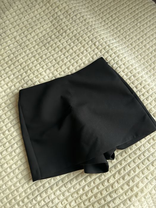 Спідниця шорти міні Zara чорна
