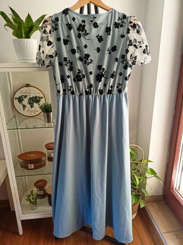 Piękna błękitna sukienka maxi z haftem w kwiaty Shein Curve 0XL