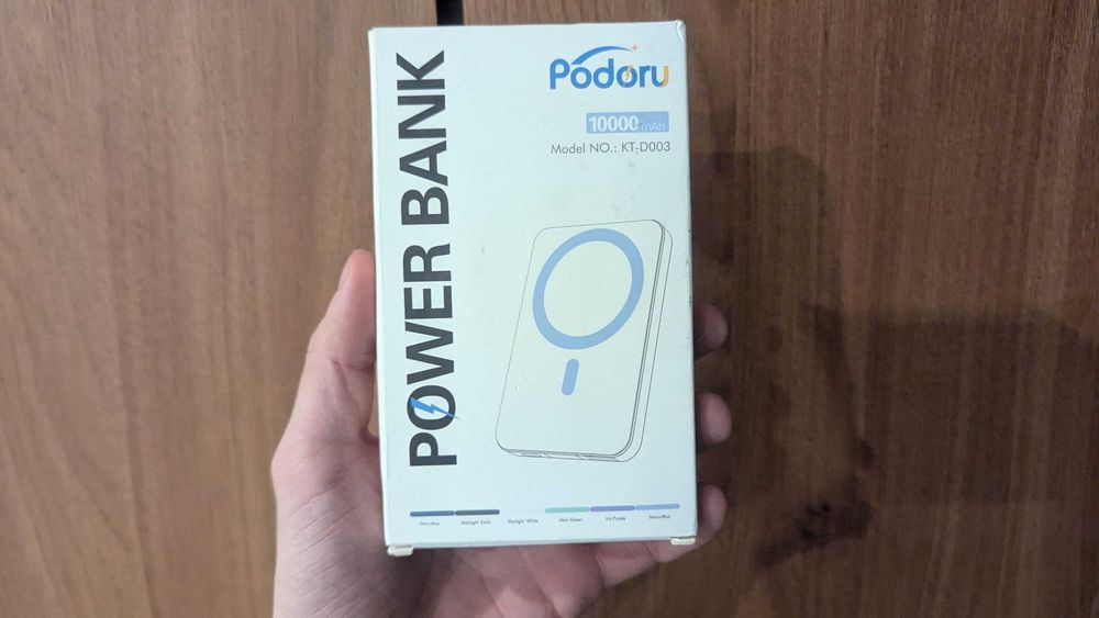 Зручний та потужний Power Bank Podoru 10000 mAh з магнітною зарядкою