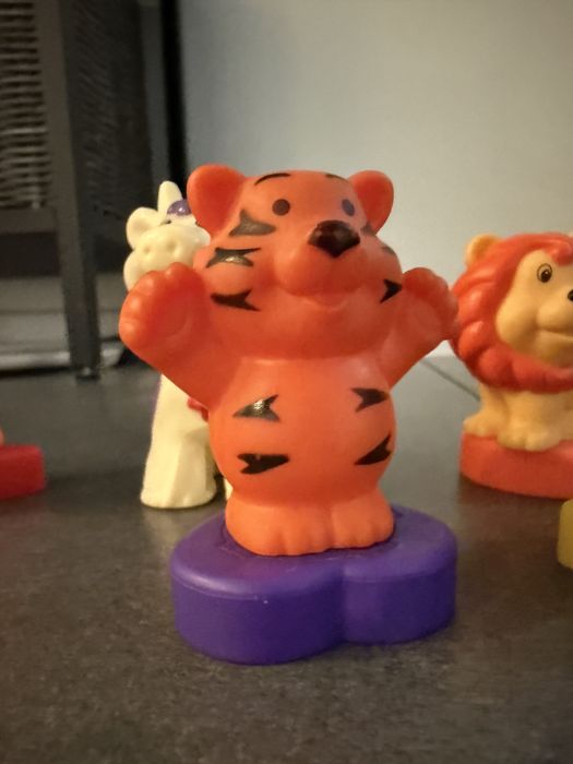 Ноїв ковчег ковчег ноя  фінурки ной жираф мавпа