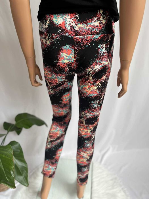 Legginsy sportowe kolorowe z siateczką L/XL nowe z metką FD