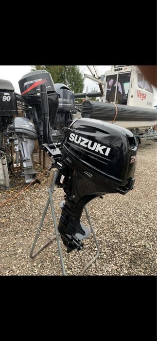 Silnik zaburtowy Suzuki 20 km