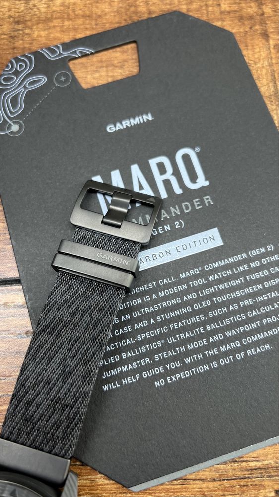 Garmin Marq Commander (Gen 2) Carbon Edition преміальний годинник