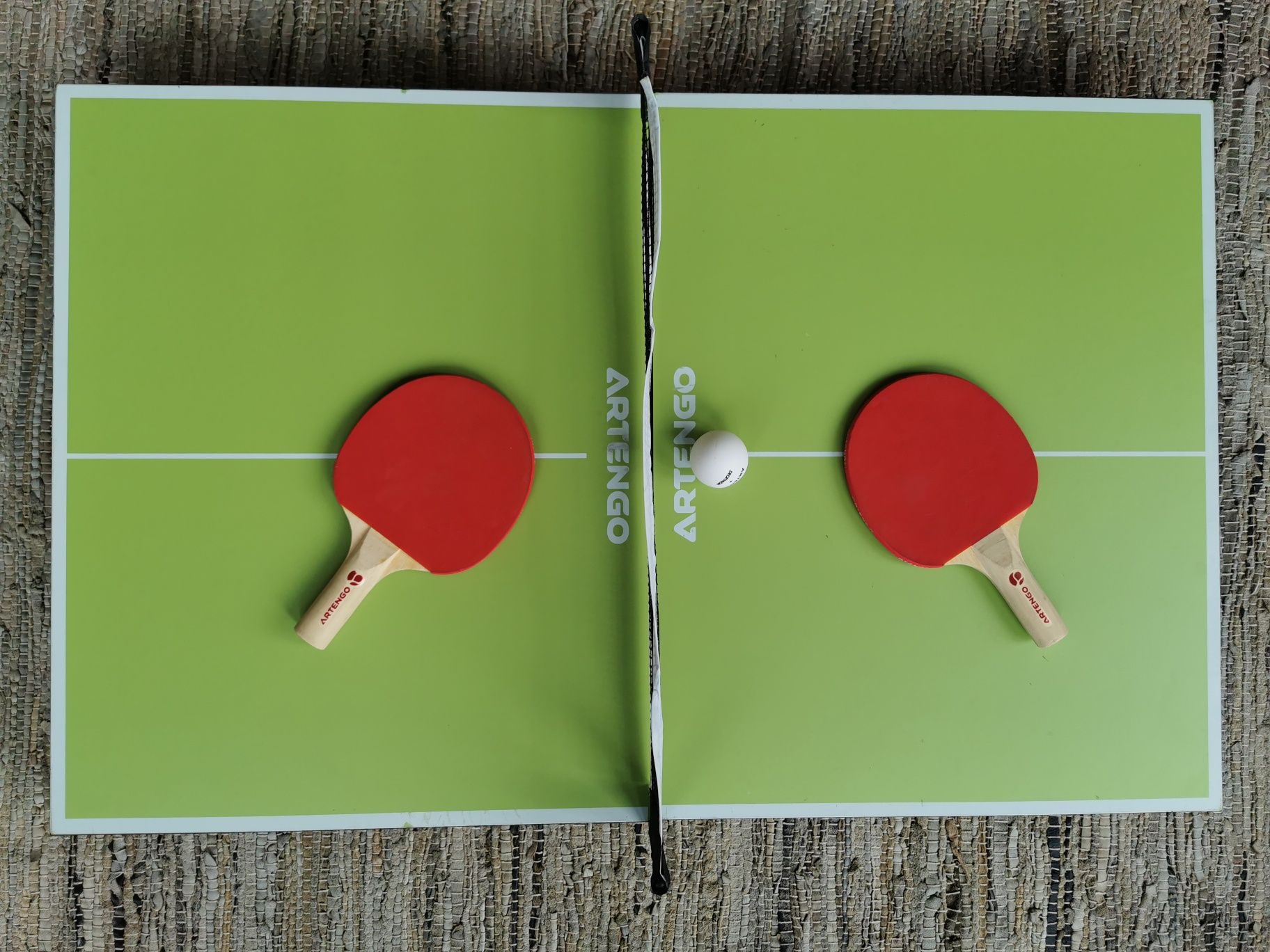 Mesa de ping pong pequena