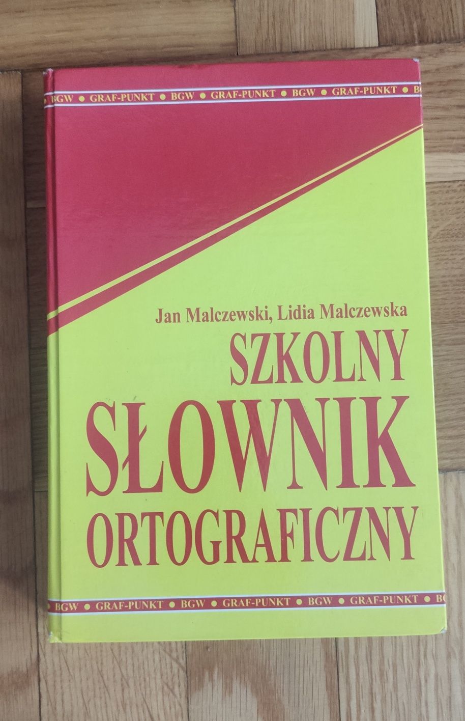 Słownik ortograficzny szkolny