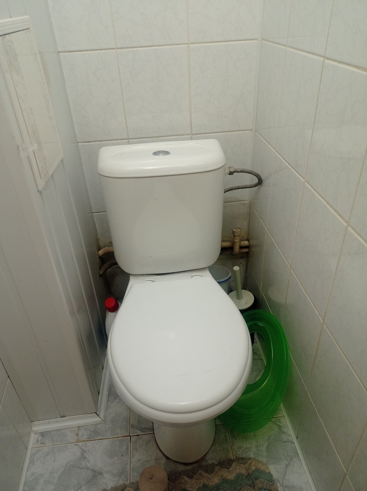 Продам 2к квартиру на Виставці