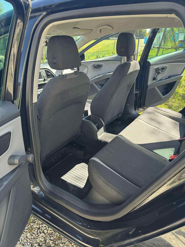 Leon 1.6 TDI zarejestrowany w kraju