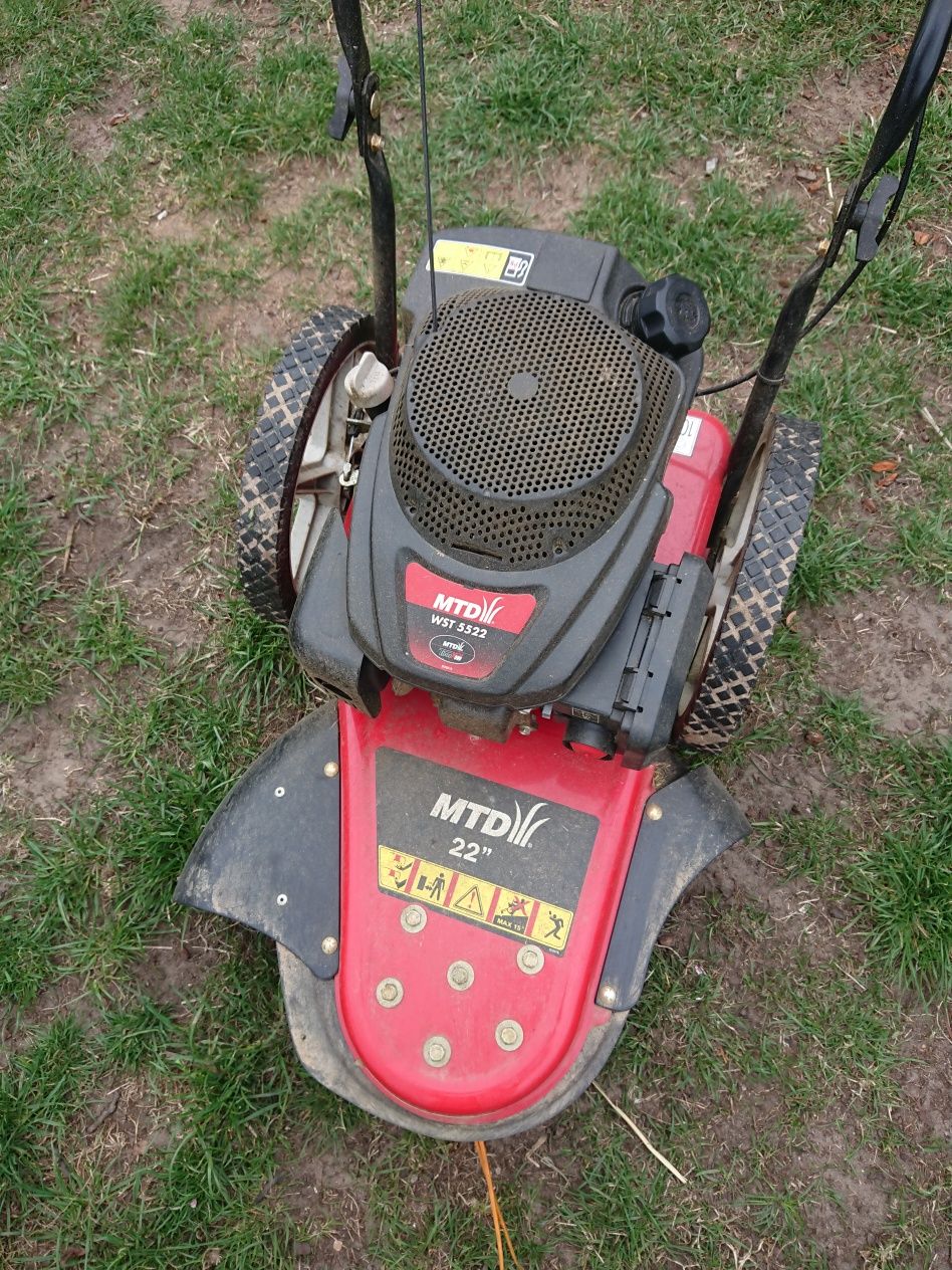 Kosiarka spalinowa MTD WST 5522