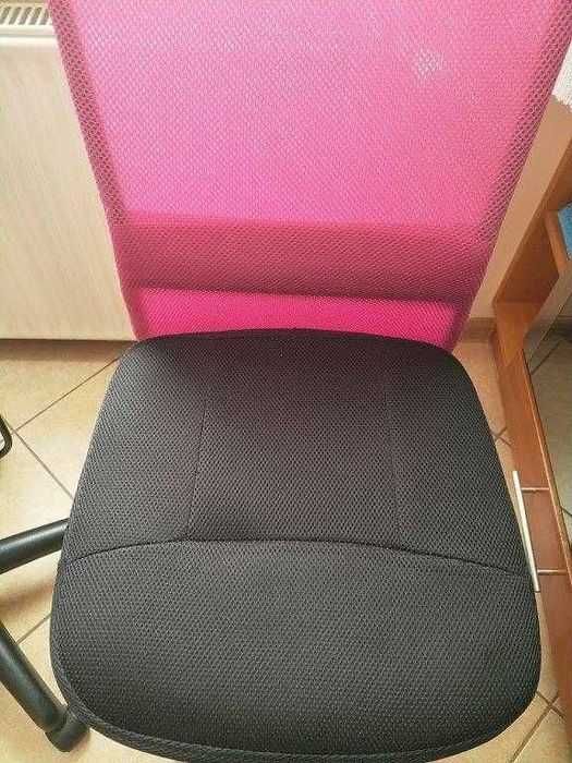 Fotel obrotowy Signal Q-121 model Ministyle