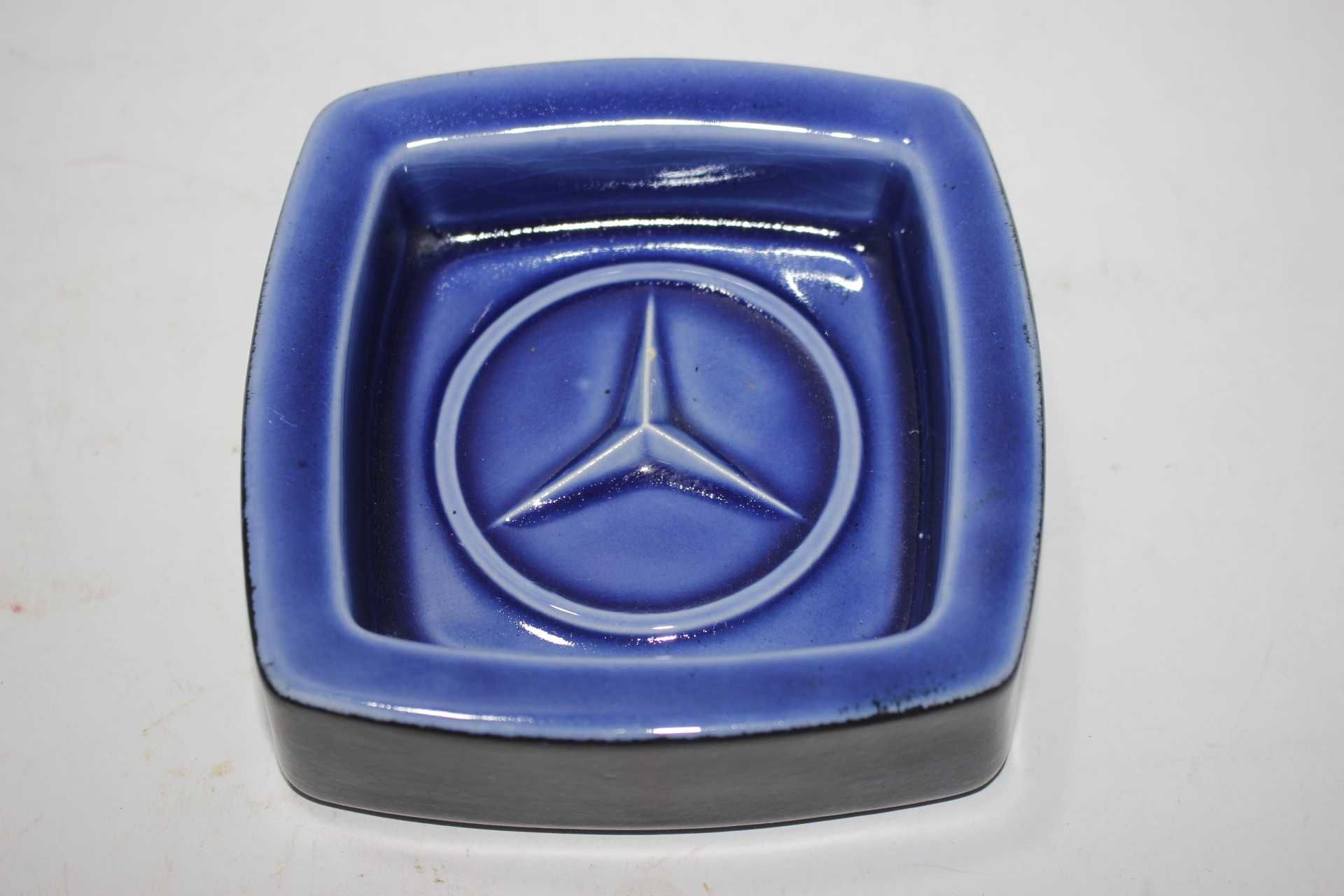 Antigo Cinzeiro Loiça Mercedes - Azul e preto