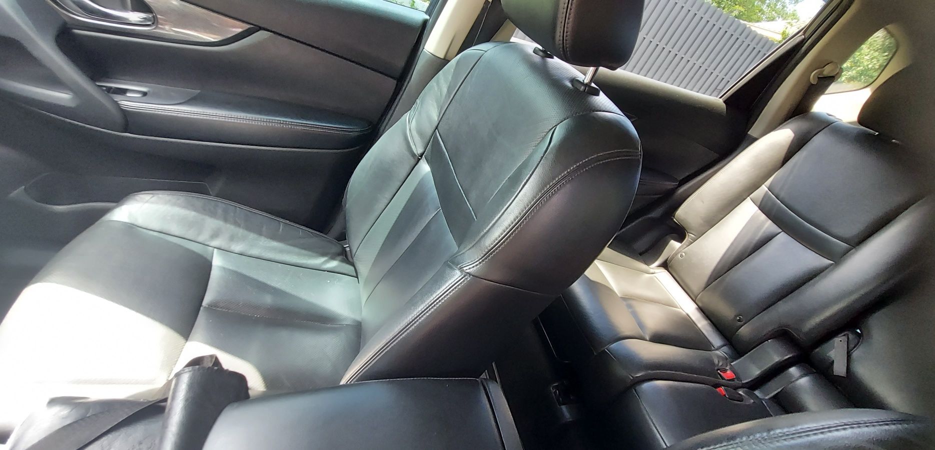 Нісан рог т32 SL полная комплектацияниссан рог т32 nissan rogue 2015