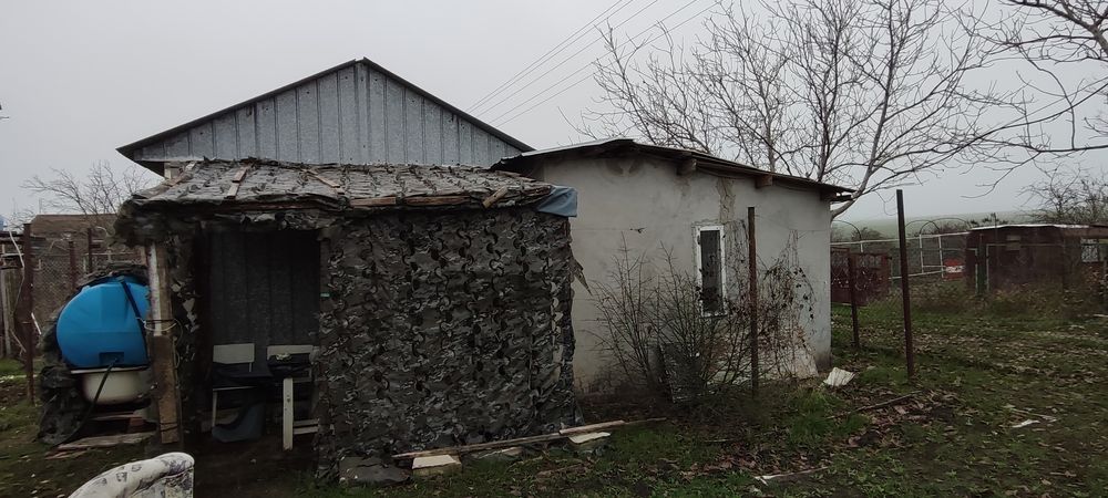 Продам дачу, участок 6 сотих з будиночком