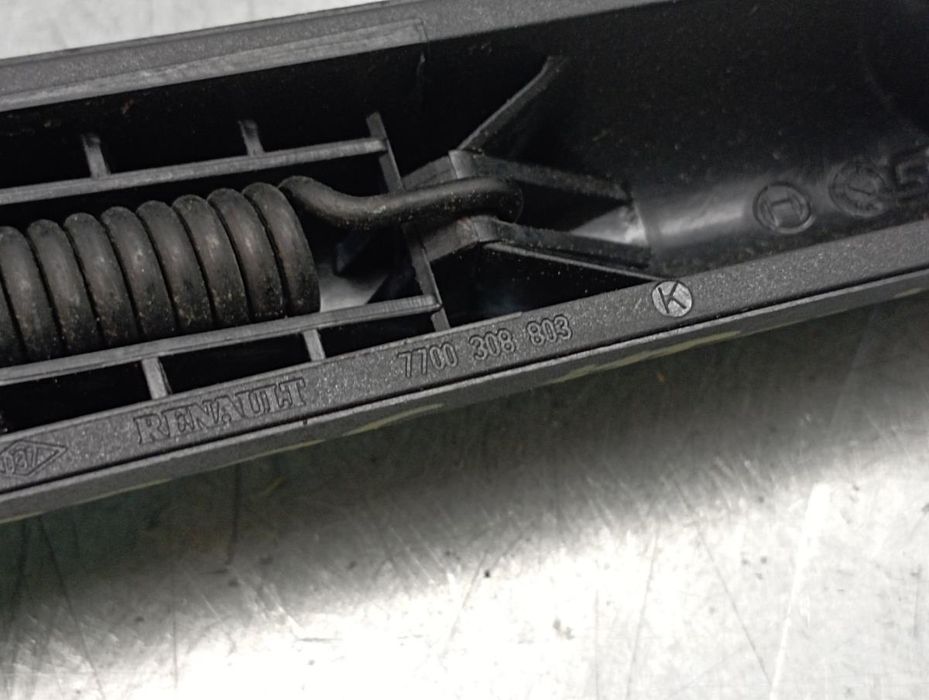 Haste / braço de escova limpa vidros trás RENAULT Trafic III Combi (JG