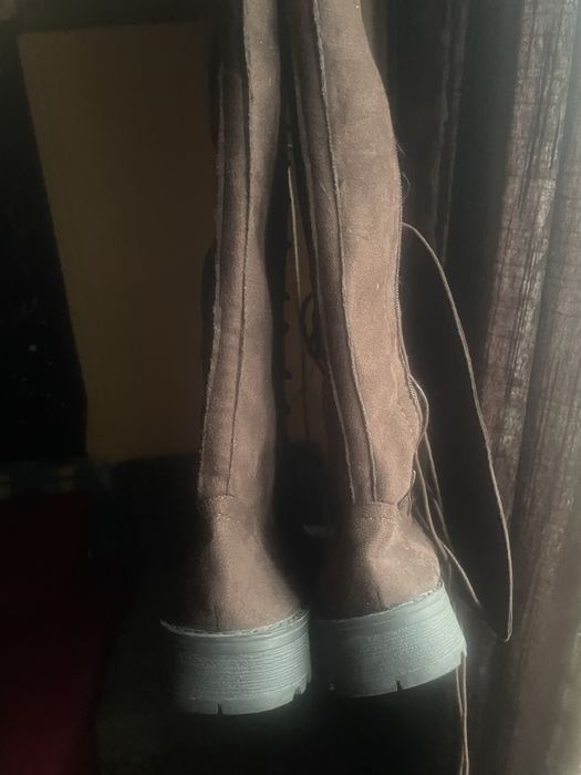 Ботфорти чоботи коричневі розмір 37-37,5